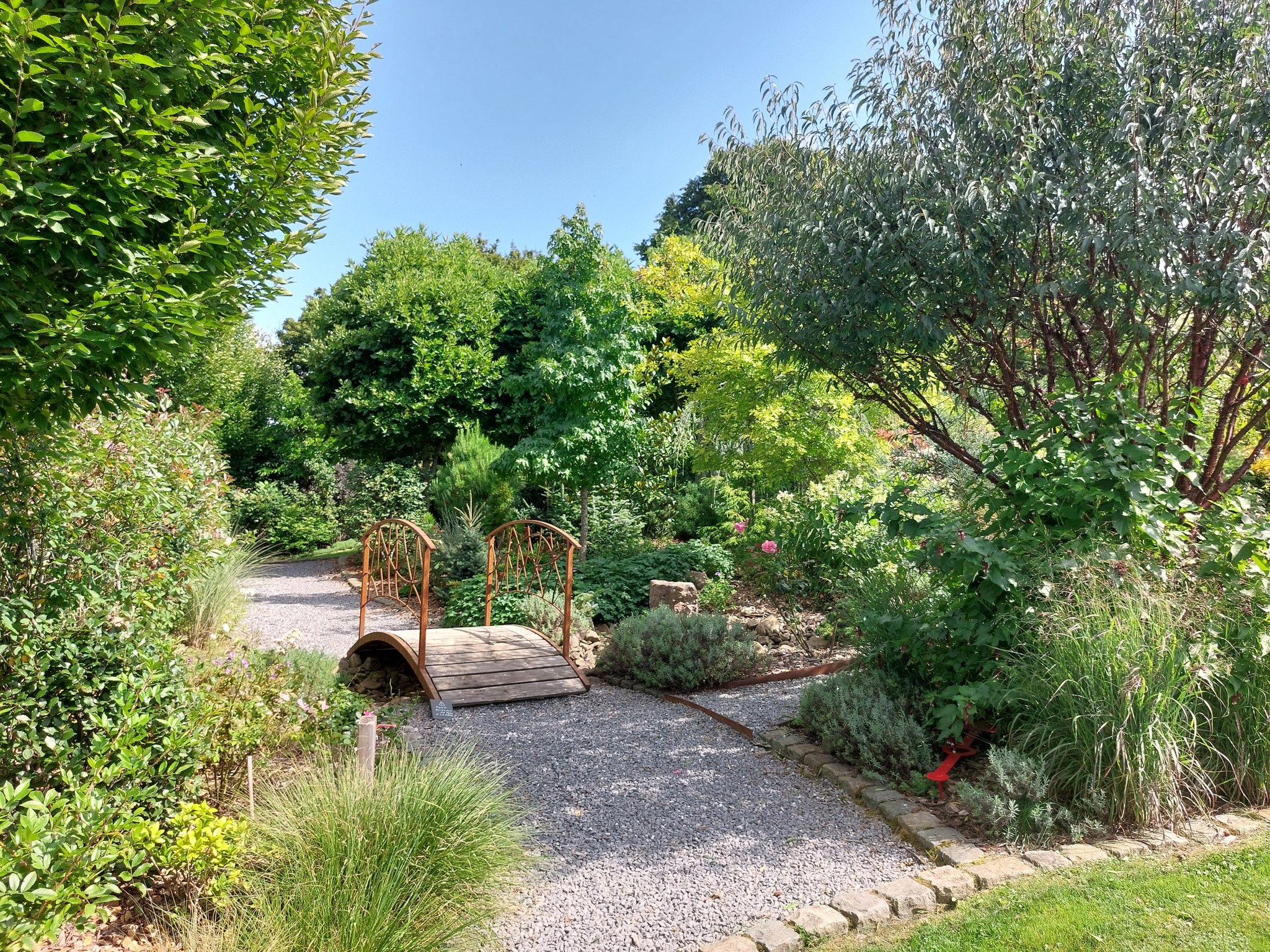 Visite du jardin la clé du temps, un Jardin Remarquable