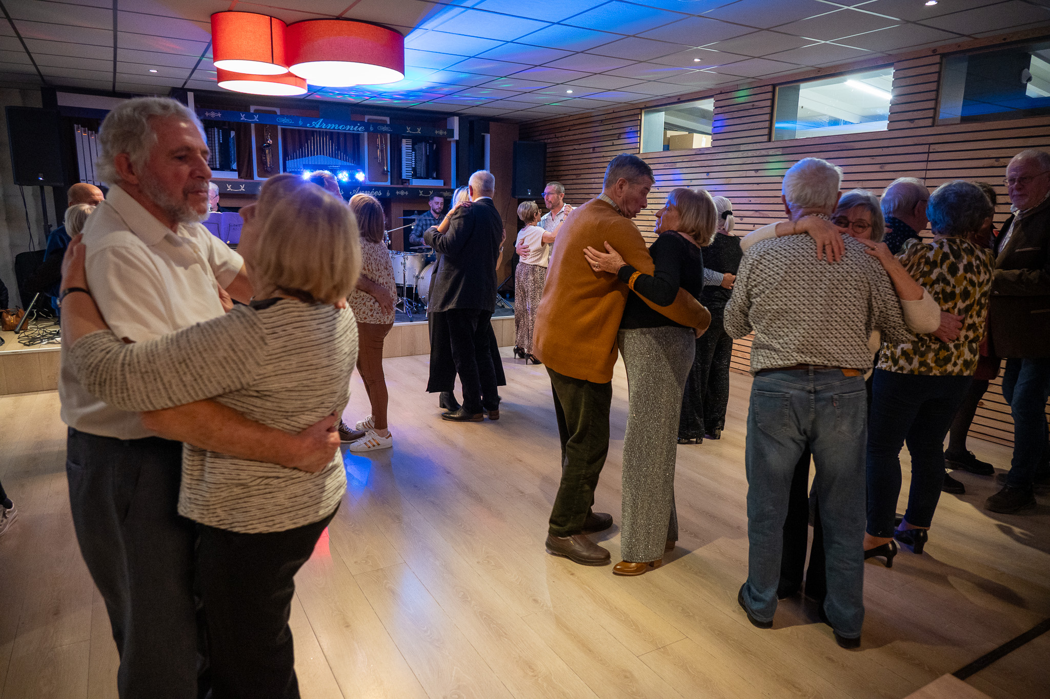 Thé dansant à la salle de danse Le Saint Loup