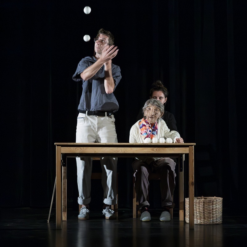 Spectacle: Claudette